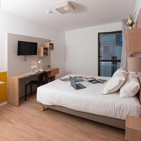 Apparthotel Privilodges Toulon Bagian luar foto