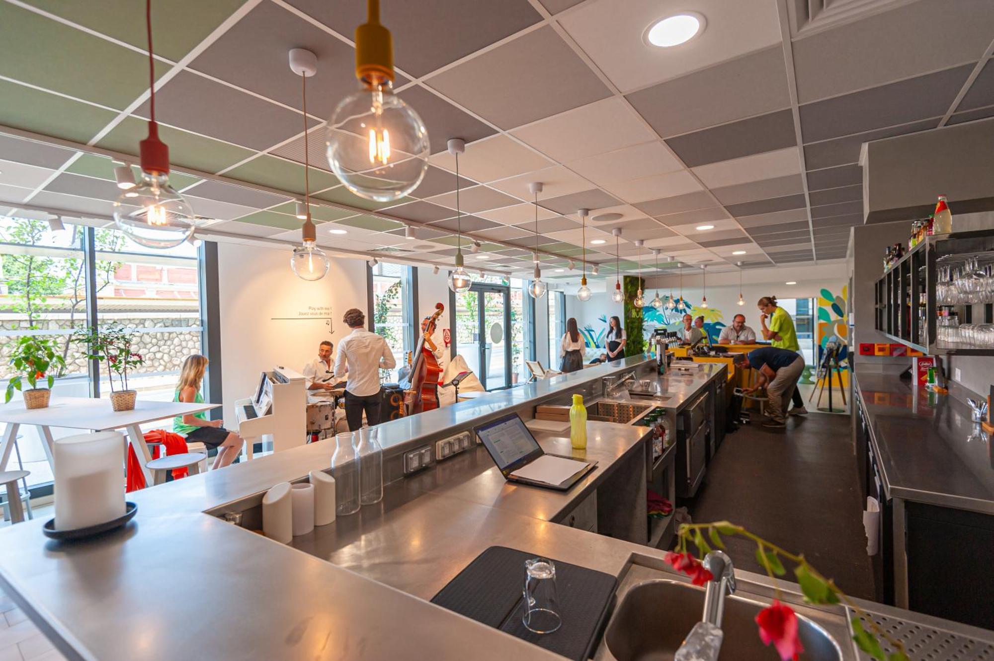Apparthotel Privilodges Toulon Bagian luar foto