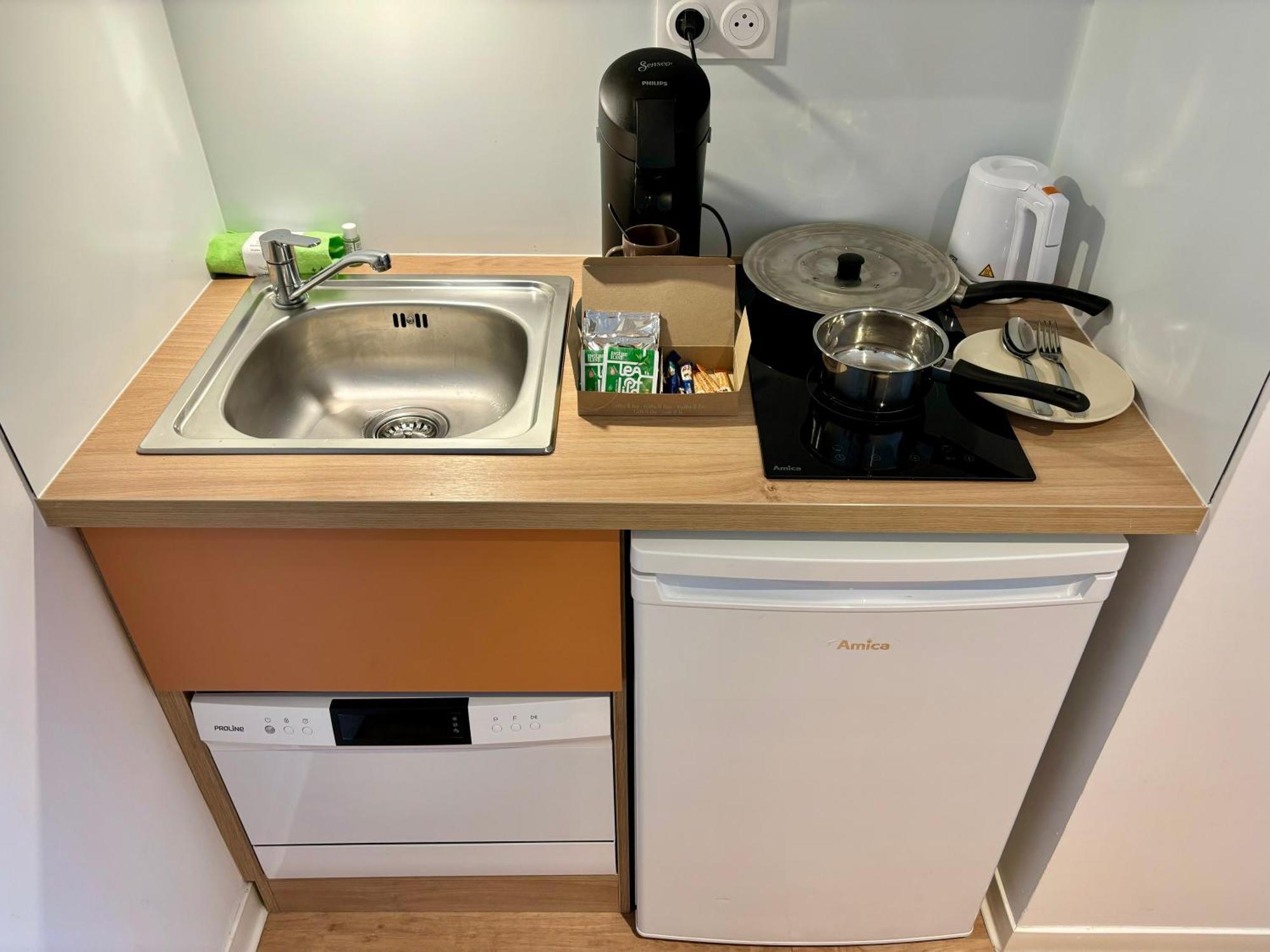 Apparthotel Privilodges Toulon Bagian luar foto