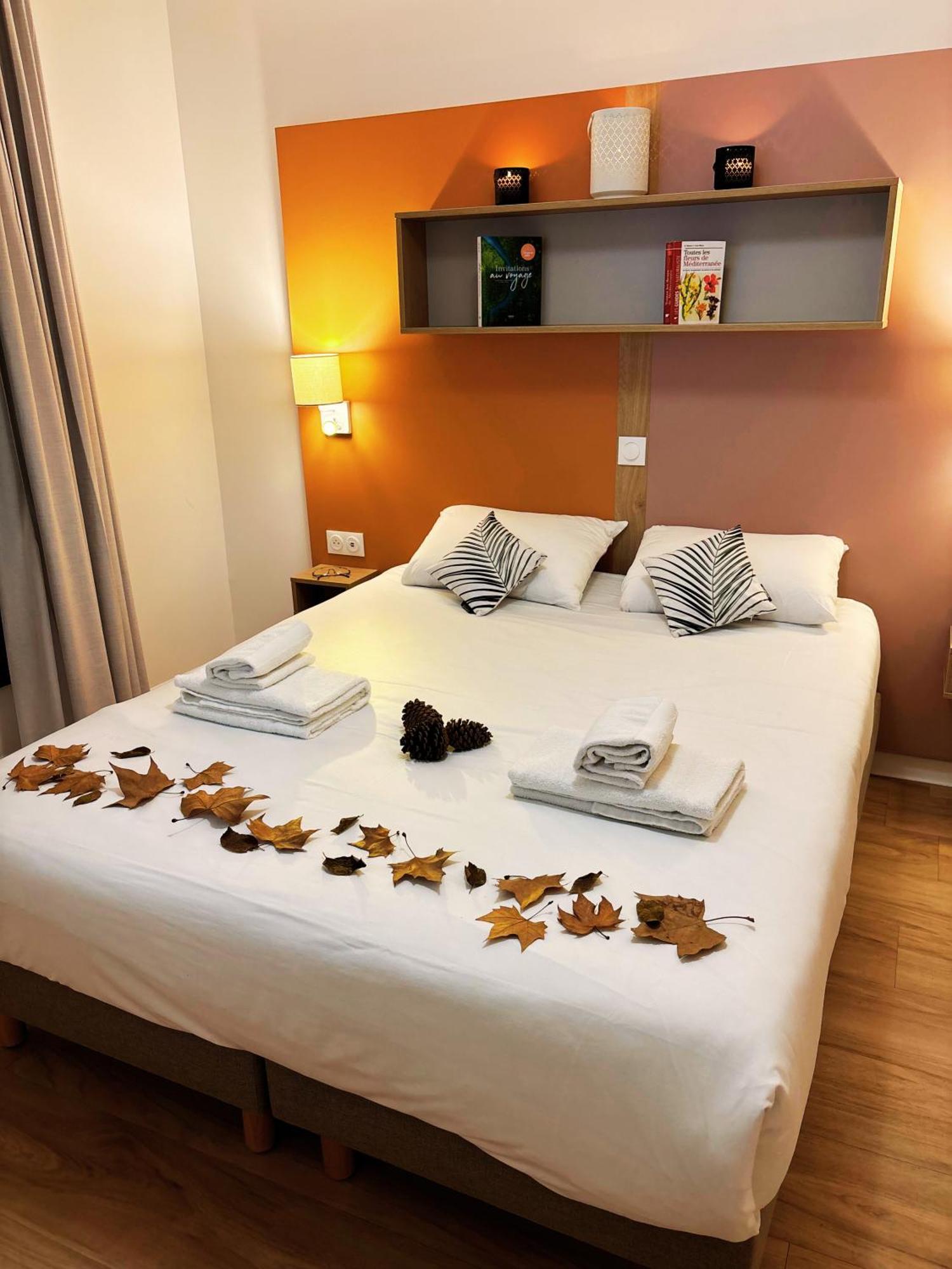 Apparthotel Privilodges Toulon Bagian luar foto