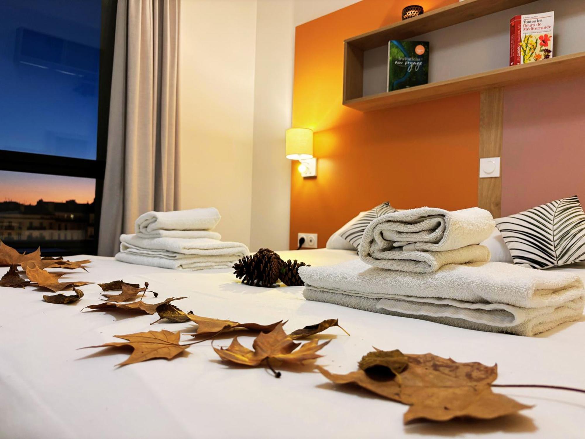 Apparthotel Privilodges Toulon Bagian luar foto