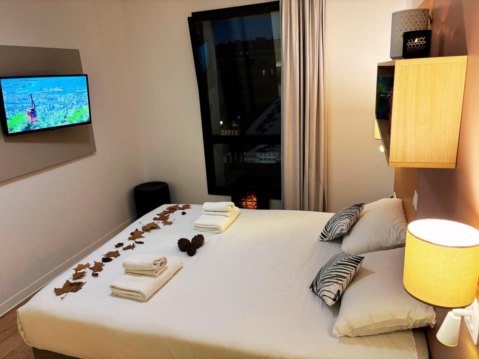 Apparthotel Privilodges Toulon Bagian luar foto